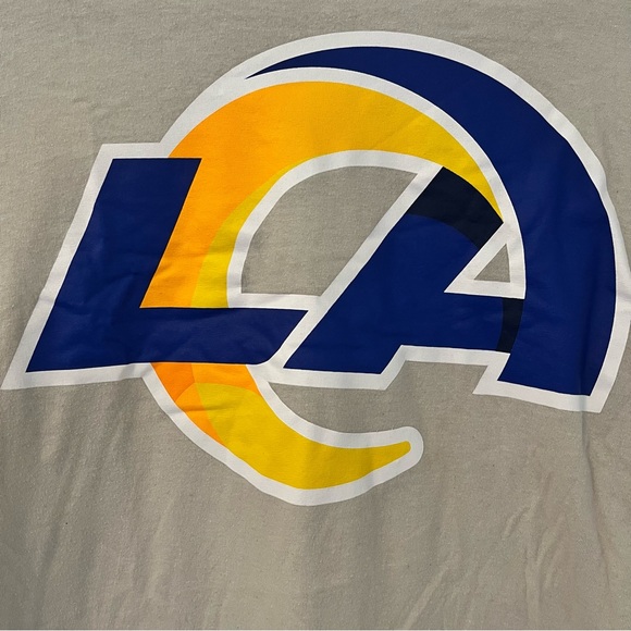 CLOSING SALE! 
Nike | Los Angeles Rams Logo Fan T-Shirt - Picture 5 of 5